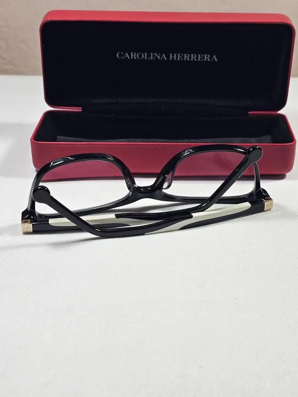 Carolina Herrera VHE771K Women's Glasses in Black / Ivory 53-16-135 With Case - Picture 10 of 10